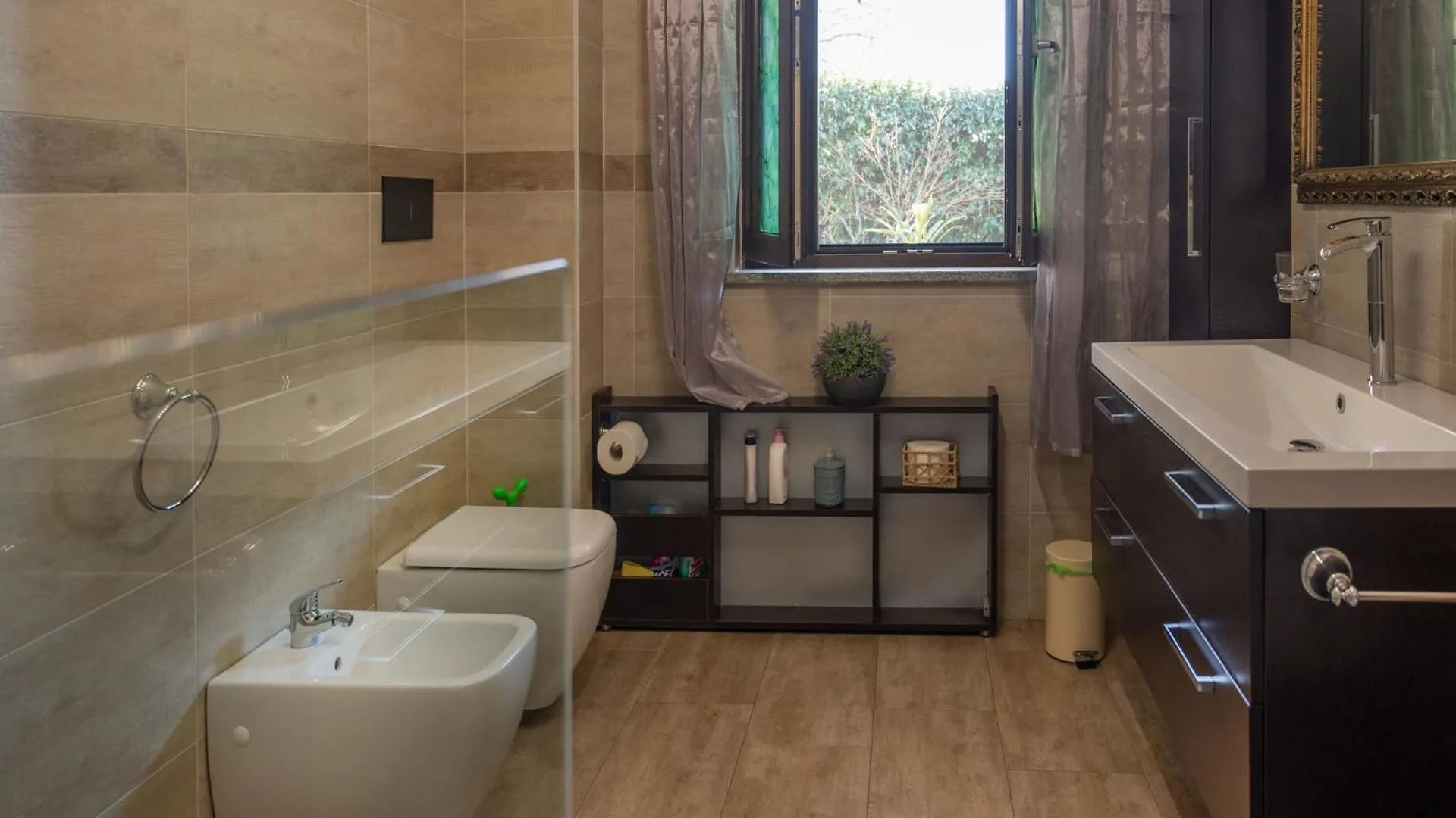 Nerviano B&B Il Quadrato 19 לינה וארוחת בוקר